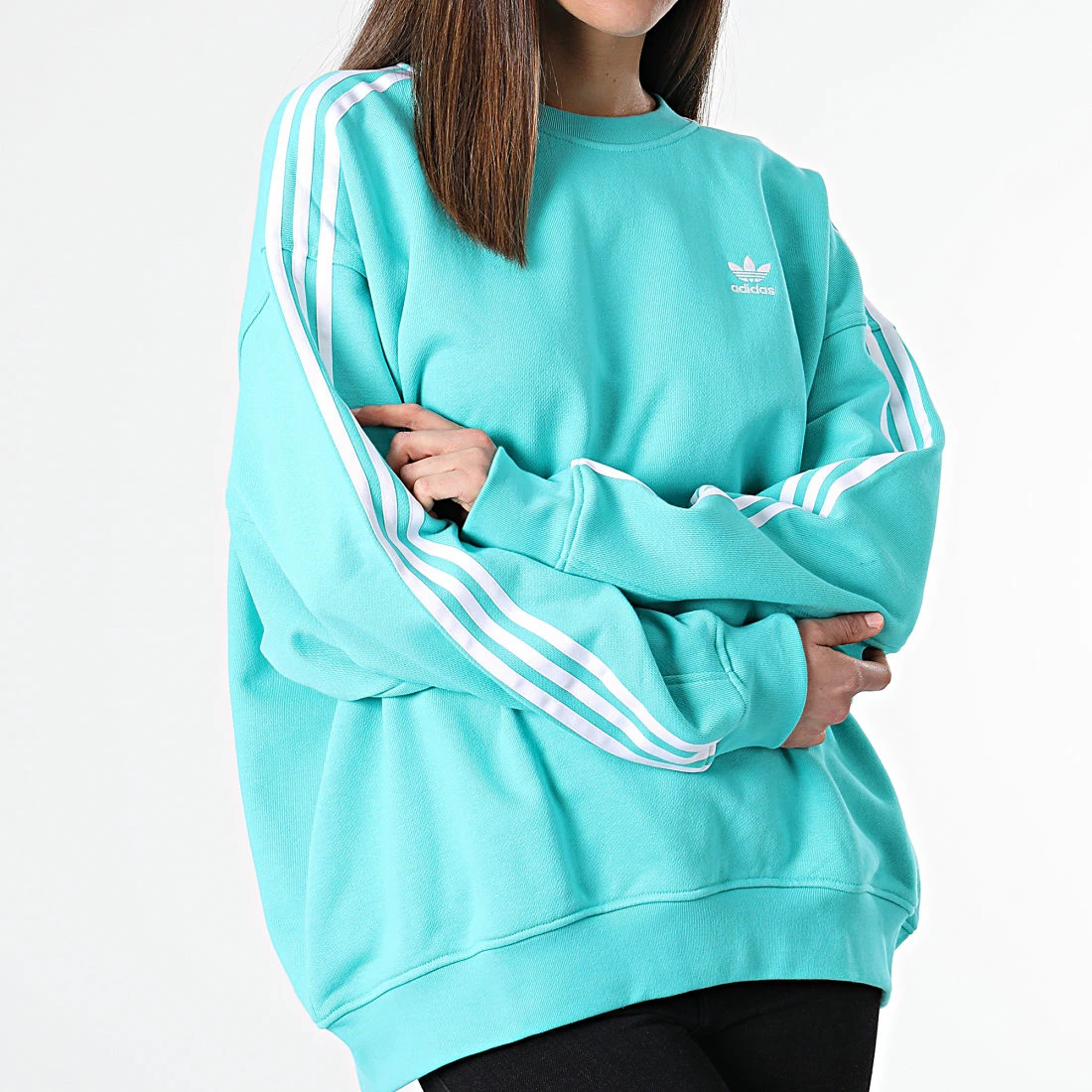 Offres 🧨 Sweat Crewneck Femme A Bandes HB9471 Turquoise de Adidas Originals ✨ 7 Offres 🧨 Sweat Crewneck Femme A Bandes HB9471 Turquoise de Adidas Originals ✨ – Image 5
