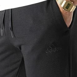 Nouveau 🤩 Pantalon Jogging Essentials French Terry GK8968 Noir de Adidas Performance 💯 -Pas Cher adidas Magasin adidas 302354 GK8968 20220217T162137 02