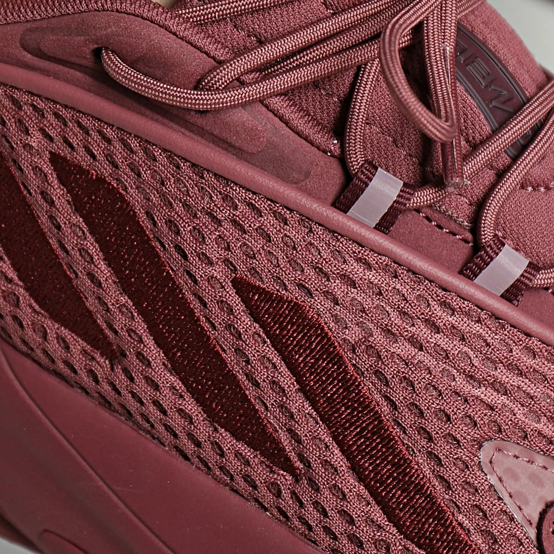 Grosses soldes 🌟 Baskets Ozelia GX3256 Quiet Crimson Shadow Red Magic Mauve de Adidas Originals 🎁 4 Grosses soldes 🌟 Baskets Ozelia GX3256 Quiet Crimson Shadow Red Magic Mauve de Adidas Originals 🎁 – Image 2