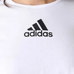 Top 10 ❤️ Tee 👕 Shirt Femme Crop HD9352 Blanc de Adidas Originals 🛒 9 Top 10 ❤️ Tee 👕 Shirt Femme Crop HD9352 Blanc de Adidas Originals 🛒 -Pas Cher adidas Magasin adidas 303550 HD9352 20220223T145804 02