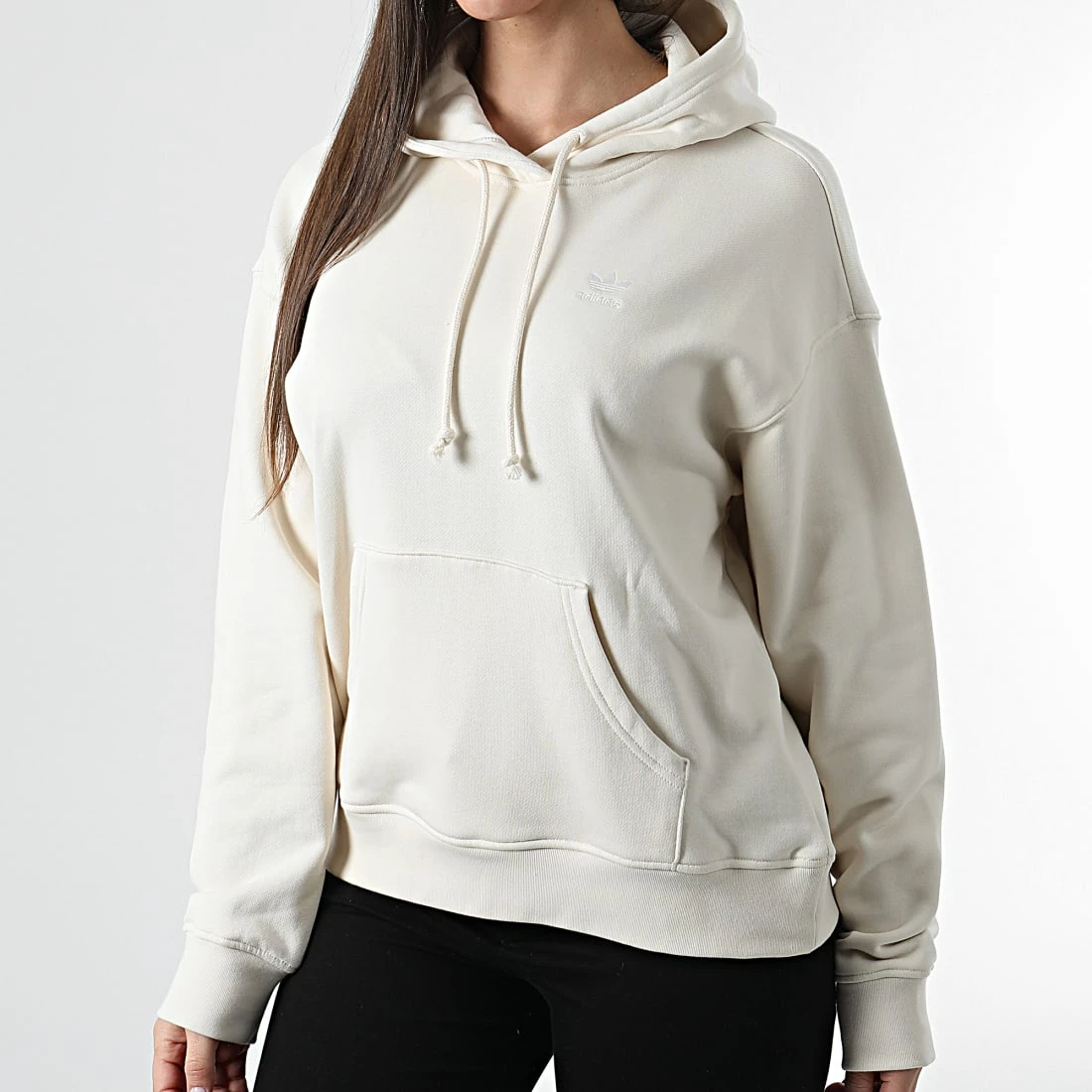 Sortie 🎉 Sweat Capuche Femme Graphic HF2088 Beige de Adidas Originals 💯 5 Sortie 🎉 Sweat Capuche Femme Graphic HF2088 Beige de Adidas Originals 💯 – Image 3