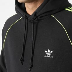 Top 10 ✔️ Sweat Capuche A Bandes SST HG3867 Noir de Adidas Originals ✔️ -Pas Cher adidas Magasin adidas 306191 HG3867 20220228T155907 02