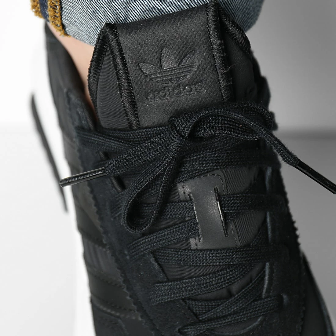 Coupon 🔔 Baskets Retropy 2 GW5472 Core Black Cloud White de Adidas Originals 👏 5 Coupon 🔔 Baskets Retropy 2 GW5472 Core Black Cloud White de Adidas Originals 👏 – Image 3