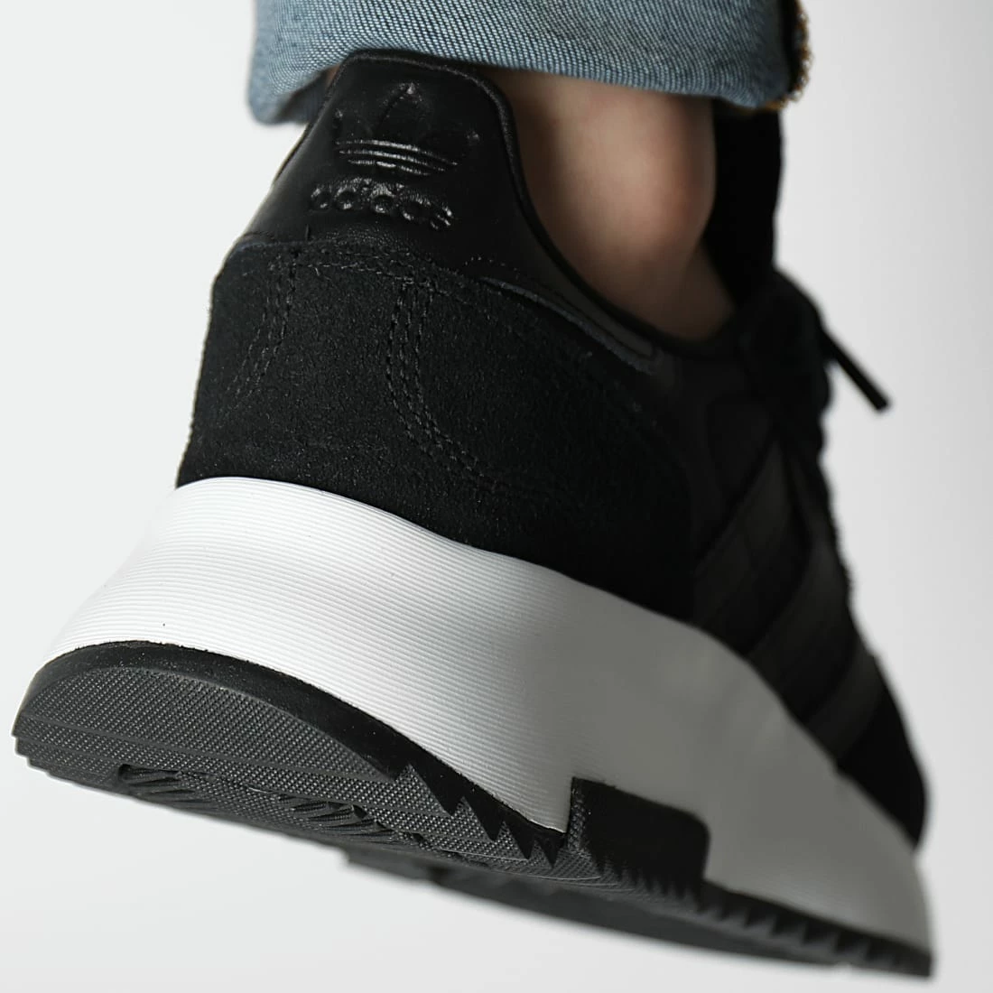 Coupon 🔔 Baskets Retropy 2 GW5472 Core Black Cloud White de Adidas Originals 👏 6 Coupon 🔔 Baskets Retropy 2 GW5472 Core Black Cloud White de Adidas Originals 👏 – Image 4
