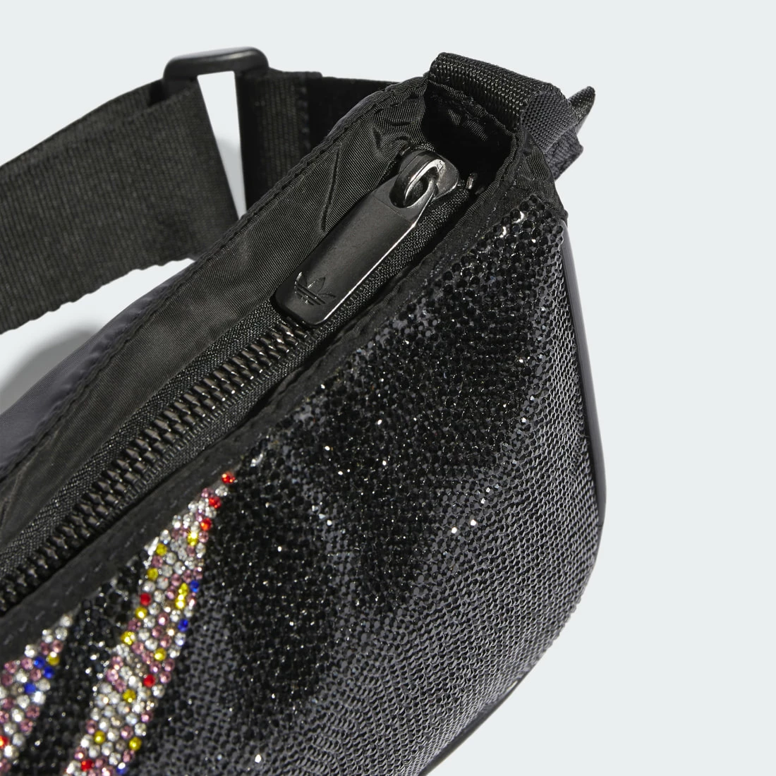 Acheter 🥰 Sacoche Femme Mini Airliner HD7034 Noir Strass de Adidas Originals 😀 5 Acheter 🥰 Sacoche Femme Mini Airliner HD7034 Noir Strass de Adidas Originals 😀 – Image 3