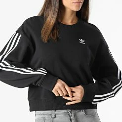 Top 10 🧨 Sweat Crewneck Femme A Bandes HC2064 Noir de Adidas Originals 😍 11 Top 10 🧨 Sweat Crewneck Femme A Bandes HC2064 Noir de Adidas Originals 😍 -Pas Cher adidas Magasin adidas 309032 HC2064 20220330T122251 04