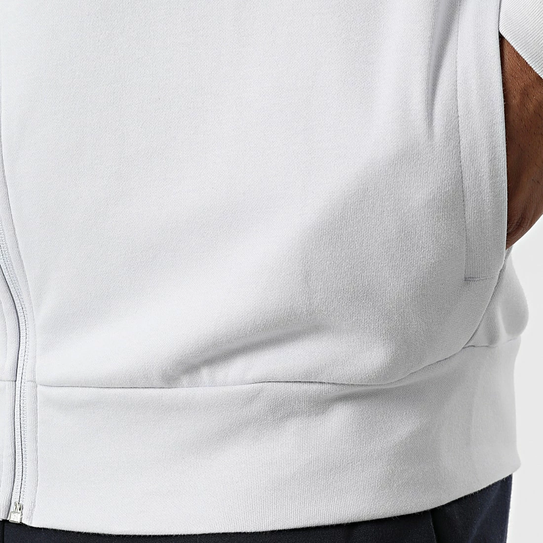 Tout neuf 🥰 Ensemble De Survetement 3 Bars Graph H61134 Blanc Bleu Marine de Adidas Performance 😍 8 Tout neuf 🥰 Ensemble De Survetement 3 Bars Graph H61134 Blanc Bleu Marine de Adidas Performance 😍 – Image 6