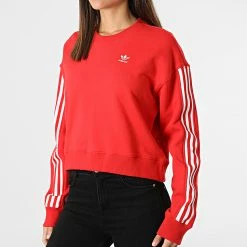 Offres 🥰 Sweat Crewneck Femme Crop A Bandes HC2063 Rouge de Adidas Originals 🎉 11 Offres 🥰 Sweat Crewneck Femme Crop A Bandes HC2063 Rouge de Adidas Originals 🎉 -Pas Cher adidas Magasin adidas 310388 HC2063 20220330T135233 04
