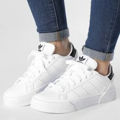 Top 10 🎁 Baskets Femme Court Torino H05279 Cloud White Core Black de Adidas Originals 🔔