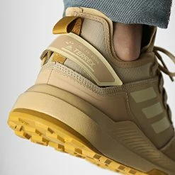 Sortie 👏 Baskets Terrex Hikster GZ3032 Beige Tone Sand Beige Victory Gold de Adidas Performance ⭐ -Pas Cher adidas Magasin adidas 312404 GZ3032 20220401T160117 04