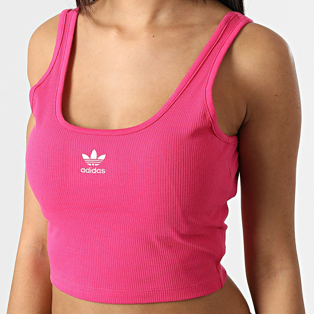 Les meilleures critiques de 🛒 Débardeur Crop Femme HG6164 Rose de Adidas Originals ✔️ 5 Les meilleures critiques de 🛒 Débardeur Crop Femme HG6164 Rose de Adidas Originals ✔️ – Image 3