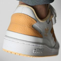 Tout neuf 🌟 Baskets Forum Low GY5833 Cloud White Pulse Amber Orange de Adidas Originals 🔥 -Pas Cher adidas Magasin adidas 315634 GY5833 20220422T122029 04