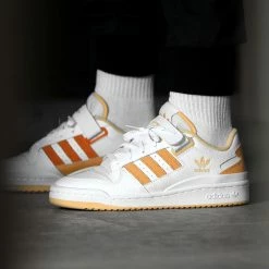 Tout neuf 🌟 Baskets Forum Low GY5833 Cloud White Pulse Amber Orange de Adidas Originals 🔥 -Pas Cher adidas Magasin adidas 315634 GY5833 20220613T081907 06