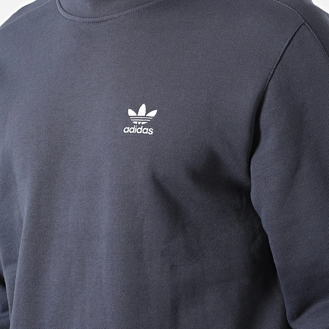 Les meilleures critiques de ❤️ Sweat Crewneck A Bandes HC1997 Bleu Marine de Adidas Originals 🛒 4 Les meilleures critiques de ❤️ Sweat Crewneck A Bandes HC1997 Bleu Marine de Adidas Originals 🛒 – Image 2