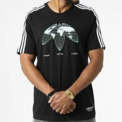 Meilleure vente 🎉 Tee 👚 Shirt A Bandes United HF4906 Noir de Adidas Originals 😀 -Pas Cher adidas Magasin adidas 319168 HF4906 20220517T161305 03