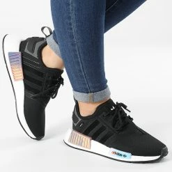 Offres ⌛ Baskets Femme NMD R1 GY8537 Core Black Cloud White Magic Mauve de Adidas Originals ✨ -Pas Cher adidas Magasin adidas 319818 GY8537 20220610T162336 03