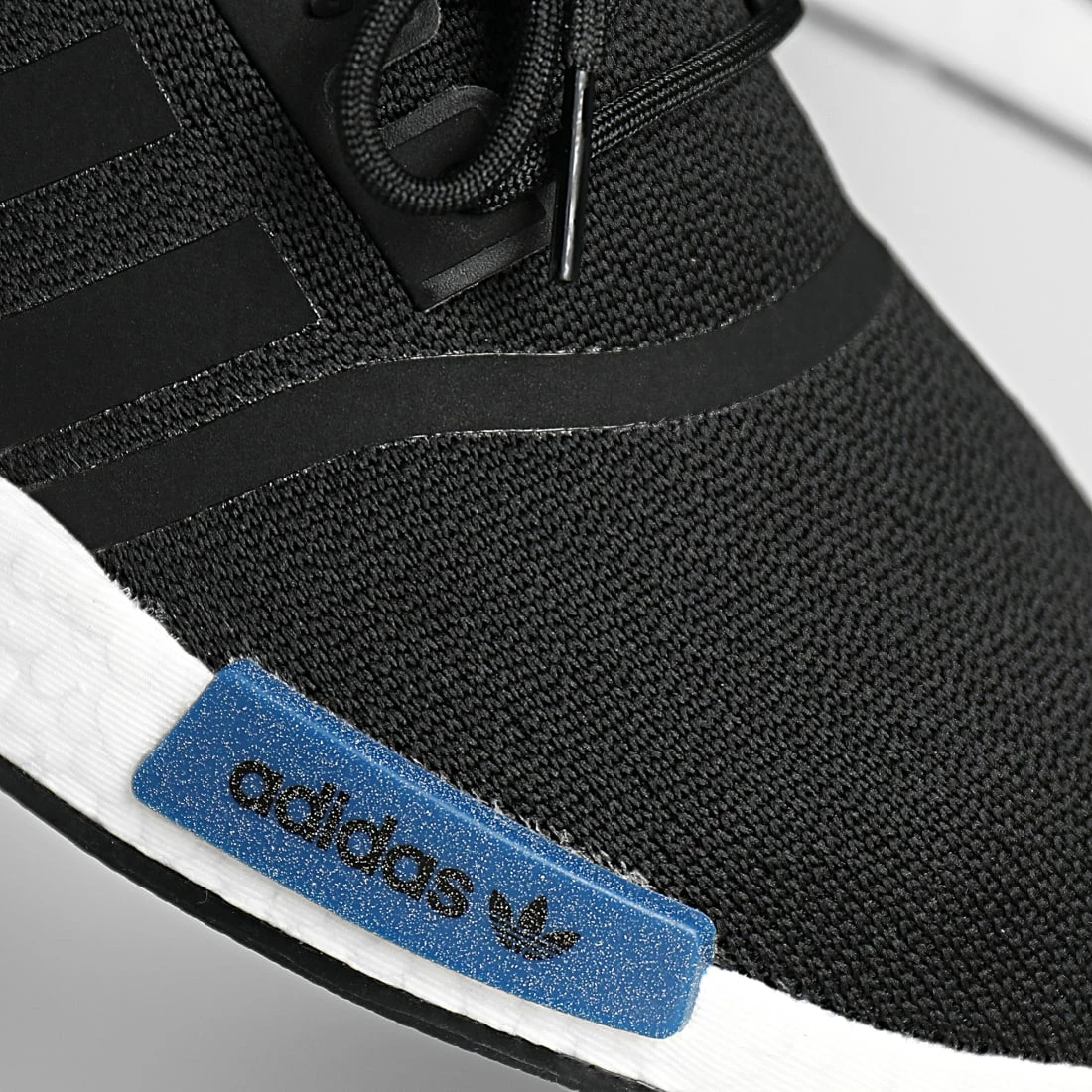 Nouveau 🤩 Baskets NMD R1 GZ7922 Core Black Cloud White de Adidas Performance 😉 4 Nouveau 🤩 Baskets NMD R1 GZ7922 Core Black Cloud White de Adidas Performance 😉 – Image 2