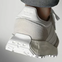 Coupon ⌛ Baskets Retropy E5 GW0562 Cloud White Crystal White de Adidas Originals 🎉 -Pas Cher adidas Magasin adidas 321193 GW0562 20220602T144103 04