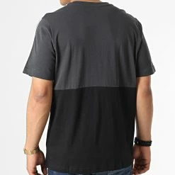 Le moins cher 👍 Tee 👕 Shirt A Bandes HK2881 Bleu Marine Gris Anthracite Noir de Adidas Performance 😍 -Pas Cher adidas Magasin adidas 321802 HK2881 20220609T121829 04