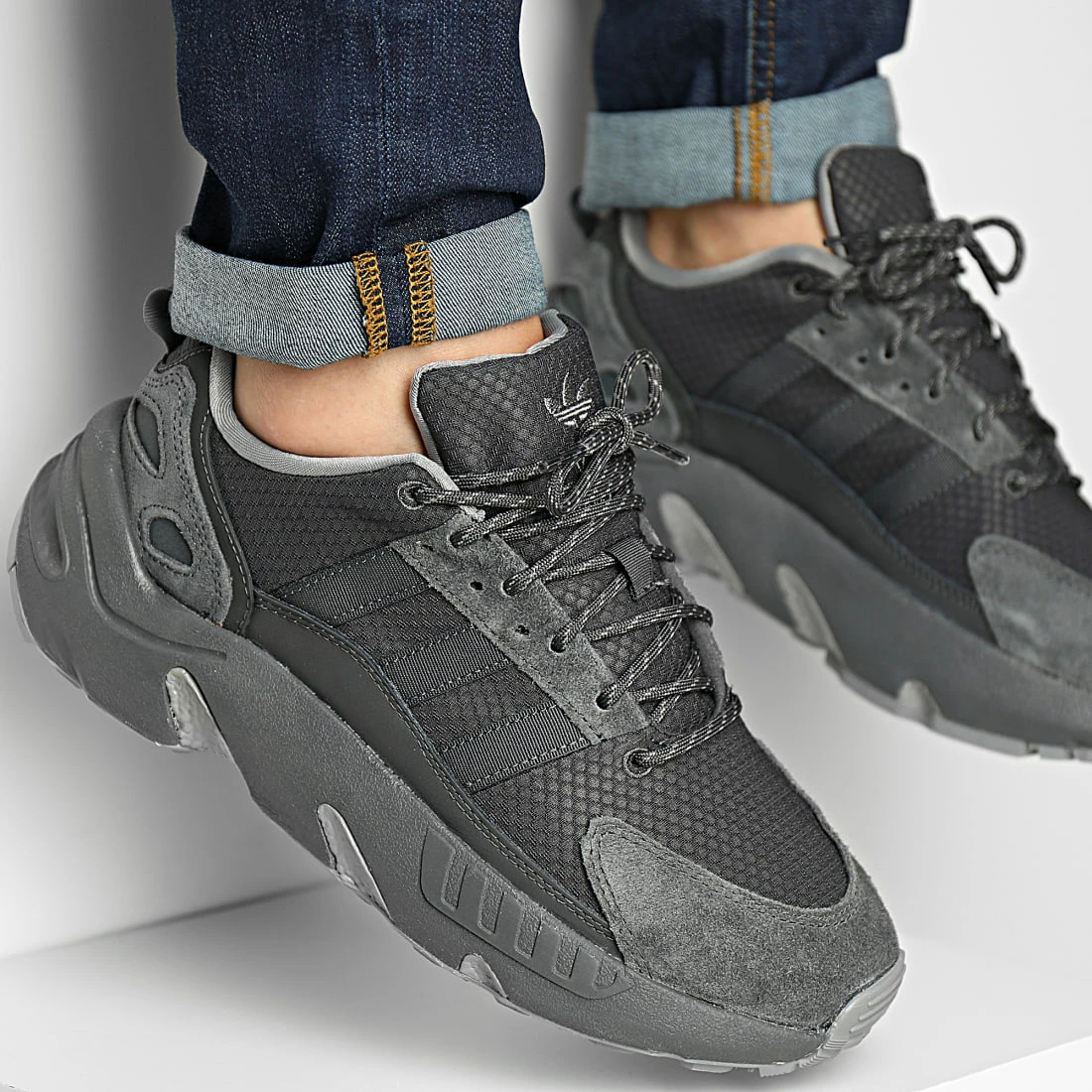 Nouveau 🛒 Baskets ZX 22 Boost GY6696 Dark Solid Grey Grey Three de Adidas Originals ✔️ 3 Nouveau 🛒 Baskets ZX 22 Boost GY6696 Dark Solid Grey Grey Three de Adidas Originals ✔️