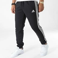 Les meilleures critiques de 😉 Pantalon Jogging A Bandes GK8822 Noir de Adidas Performance ✔️