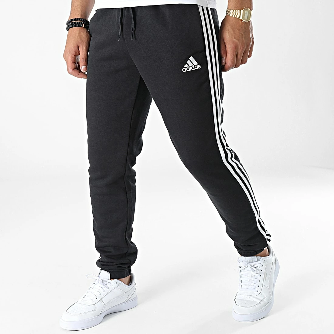 Les meilleures critiques de 😉 Pantalon Jogging A Bandes GK8822 Noir de Adidas Performance ✔️ 3 Les meilleures critiques de 😉 Pantalon Jogging A Bandes GK8822 Noir de Adidas Performance ✔️