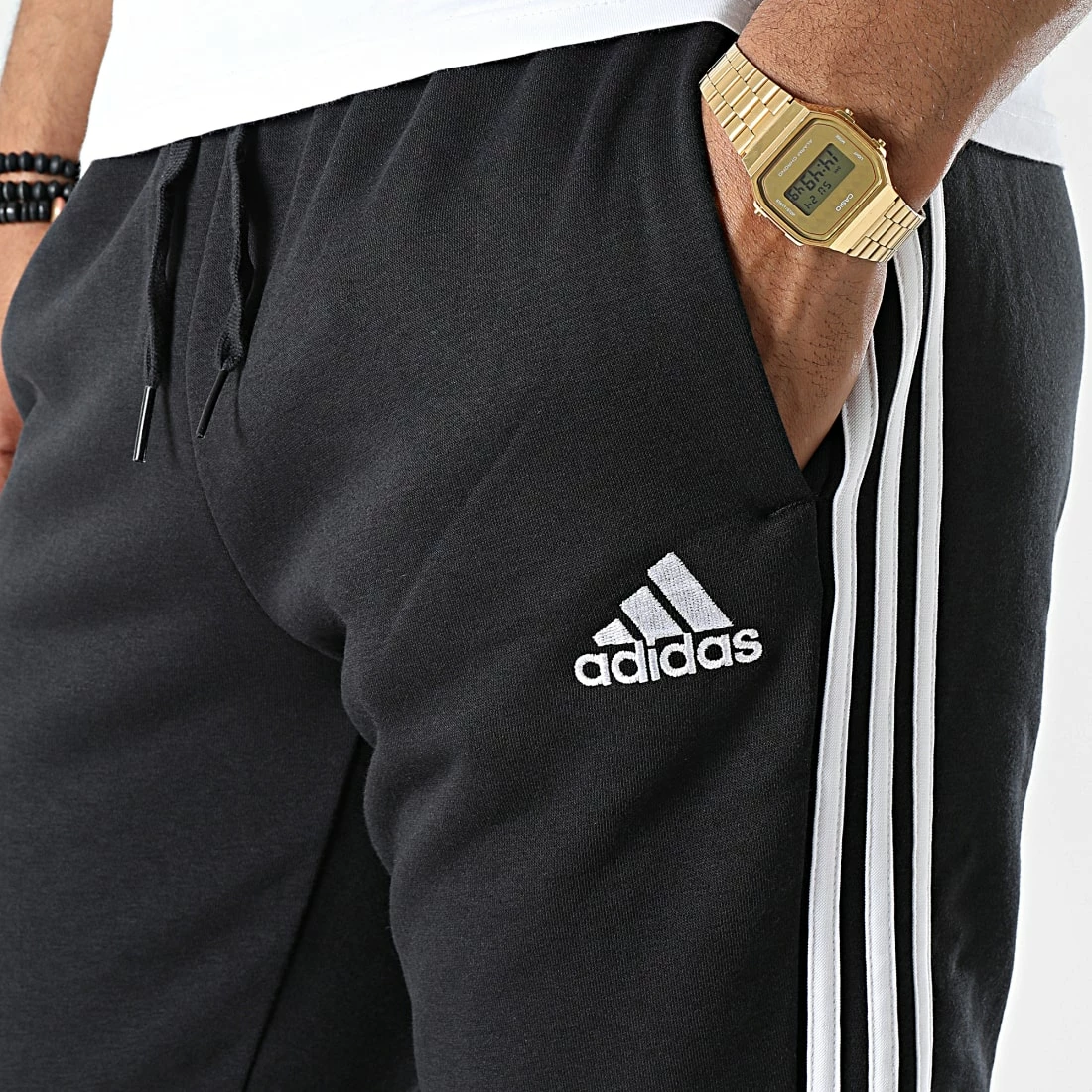 Les meilleures critiques de 😉 Pantalon Jogging A Bandes GK8822 Noir de Adidas Performance ✔️ 4 Les meilleures critiques de 😉 Pantalon Jogging A Bandes GK8822 Noir de Adidas Performance ✔️ – Image 2