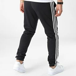 Les meilleures critiques de 😉 Pantalon Jogging A Bandes GK8822 Noir de Adidas Performance ✔️ 13 Les meilleures critiques de 😉 Pantalon Jogging A Bandes GK8822 Noir de Adidas Performance ✔️ -Pas Cher adidas Magasin adidas 324059 GK8822 20220627T160417 06