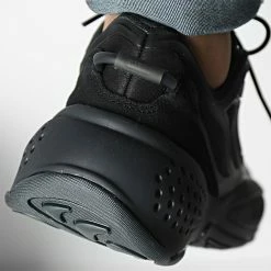 Vente flash 🎁 Baskets Ozrah GX1874 Core Black de Adidas Originals 🌟 -Pas Cher adidas Magasin adidas 324715 GX1874 20220627T160122 04