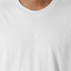 Top 10 ✔️ Tee 👕 Shirt Essential HK2723 Gris Clair de Adidas Originals 🎉 -Pas Cher adidas Magasin adidas 324871 HK2723 20220624T145429 02