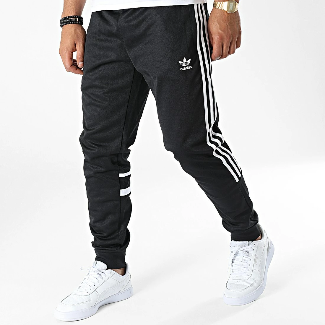Les meilleures critiques de 🤩 Pantalon Jogging A Bandes Cutline HK7429 Noir de Adidas Originals 🤩 3 Les meilleures critiques de 🤩 Pantalon Jogging A Bandes Cutline HK7429 Noir de Adidas Originals 🤩