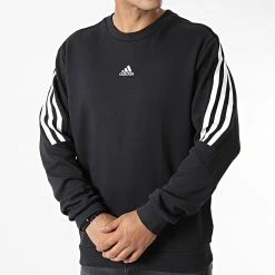 Nouveau ✨ Sweat Crewneck A Bandes FI 3 Stripes HJ7846 Noir de Adidas Performance 🎁 10 Nouveau ✨ Sweat Crewneck A Bandes FI 3 Stripes HJ7846 Noir de Adidas Performance 🎁 -Pas Cher adidas Magasin adidas 325615 HJ7846 20220704T160727 03