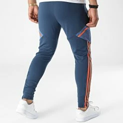 Promo 😉 Pantalon Jogging A Bandes Manchester United FC HG3987 Bleu Marine de Adidas Performance 🌟 -Pas Cher adidas Magasin adidas 325675 HG3987 20220701T154406 06
