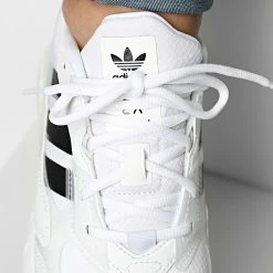 Meilleur prix ✨ Baskets ZX 1K Boost 2 GZ3549 Cloud White Core Black de Adidas Originals ⌛ -Pas Cher adidas Magasin adidas 326107 GZ3549 20220627T162035 03