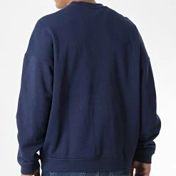 Meilleure vente 🥰 Sweat Crewneck A Bandes Lock Up HK9824 Bleu Marine de Adidas Originals ✔️ -Pas Cher adidas Magasin adidas 326304 HK9824 20220706T161322 04