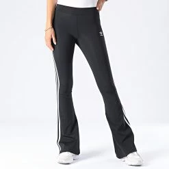 Budget ❤️ Legging Femme Flare A Bandes HK2139 Noir de Adidas Originals ✔️ 12 Budget ❤️ Legging Femme Flare A Bandes HK2139 Noir de Adidas Originals ✔️ -Pas Cher adidas Magasin adidas 326307 HK2139 20220719T144408 05