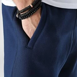 Remise 👍 Short Jogging Essential HK0182 Bleu Marine de Adidas Originals 🔔 -Pas Cher adidas Magasin adidas 326369 HK0182 20220704T155243 04