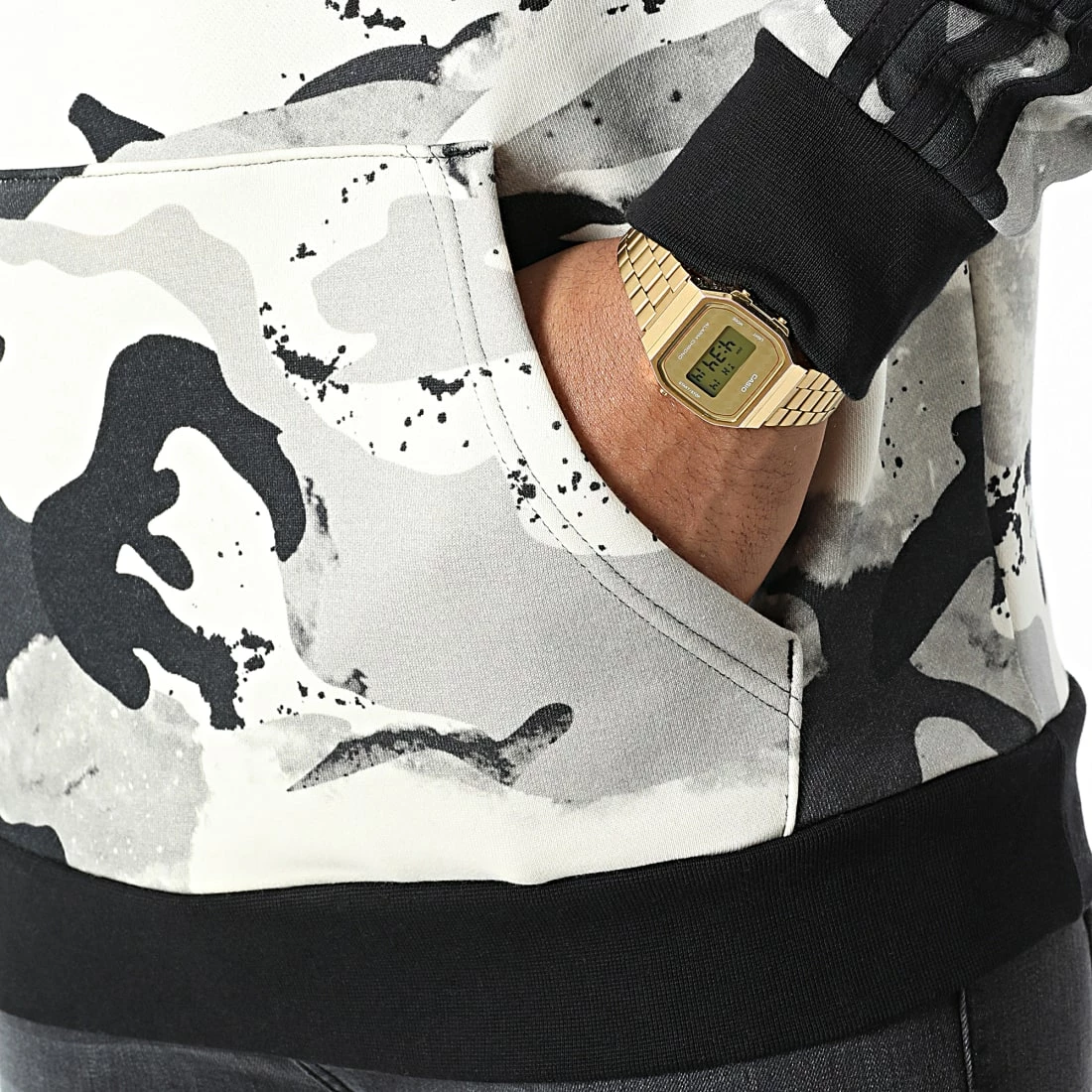 Vente flash 🔥 Sweat Capuche A Bandes Camo AOP HK2805 Beige Noir de adidas 🎁 8 Vente flash 🔥 Sweat Capuche A Bandes Camo AOP HK2805 Beige Noir de adidas 🎁 – Image 6