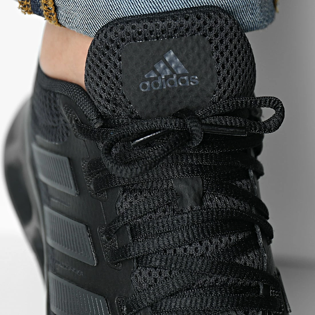 Coupon 🎉 Baskets Showtheway 2.0 GY6347 Core Black de Adidas Performance 😍 6 Coupon 🎉 Baskets Showtheway 2.0 GY6347 Core Black de Adidas Performance 😍 – Image 4