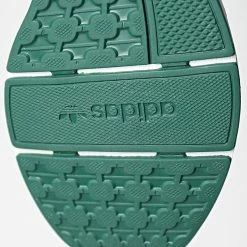 Meilleur prix 👏 Baskets Swift Run 22 GZ3501 Court Green Cloud White Bayou Green de Adidas Originals ❤️ -Pas Cher adidas Magasin adidas 326556 GZ3501 20220701T143207 05