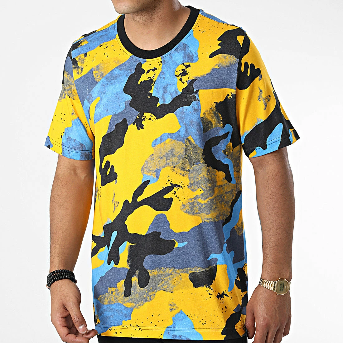 De gros 🎉 Tee 👕 Shirt Camo All Over Print HK2801 Jaune Bleu de Adidas Originals 🎁 3 De gros 🎉 Tee 👕 Shirt Camo All Over Print HK2801 Jaune Bleu de Adidas Originals 🎁