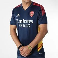 Tout neuf 🎁 Tee 👕 Shirt A Bandes Arsenal FC HA5276 Bleu Marine de Adidas Performance 🎉 12 Tout neuf 🎁 Tee 👕 Shirt A Bandes Arsenal FC HA5276 Bleu Marine de Adidas Performance 🎉 -Pas Cher adidas Magasin adidas 326678 HA5276 20220706T160927 05