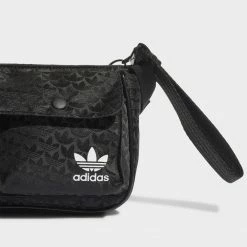 Offres 🧨 Sacoche Mini Airliner HK0120 Noir de Adidas Originals 🌟 9 Offres 🧨 Sacoche Mini Airliner HK0120 Noir de Adidas Originals 🌟 -Pas Cher adidas Magasin adidas 327008 HK0120 20220719T153151 02