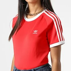 Acheter 🛒 Tee 👕 Shirt Slim Femme 3 Stripes HM6413 Rouge de Adidas Originals ❤️ 11 Acheter 🛒 Tee 👕 Shirt Slim Femme 3 Stripes HM6413 Rouge de Adidas Originals ❤️ -Pas Cher adidas Magasin adidas 327017 HM6413 20220713T090417 05