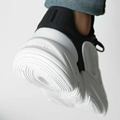 De gros ✨ Baskets Ozelia GY1561 Footwear White Core Black Crystal White de Adidas Originals ✔️ 11 De gros ✨ Baskets Ozelia GY1561 Footwear White Core Black Crystal White de Adidas Originals ✔️ -Pas Cher adidas Magasin adidas 327317 GY1561 20220707T155542 04