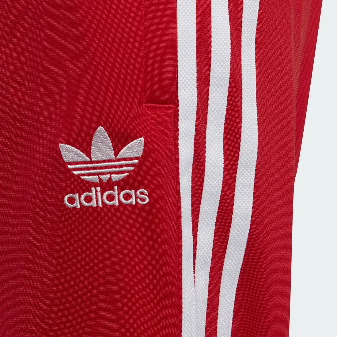 Meilleure vente ✔️ Pantalon Jogging A Bandes Enfant SST HD2047 Rouge de Adidas Originals 👍 4 Meilleure vente ✔️ Pantalon Jogging A Bandes Enfant SST HD2047 Rouge de Adidas Originals 👍 – Image 2