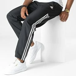 Grosses soldes 😉 Pantalon Jogging A Bandes Samson AA2325 Noir de Adidas Performance 🥰 10 Grosses soldes 😉 Pantalon Jogging A Bandes Samson AA2325 Noir de Adidas Performance 🥰 -Pas Cher adidas Magasin adidas 327441 EE2325 20220712T160210 03