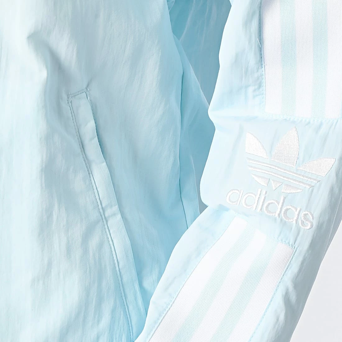 Remise ❤️ Veste Zippée A Bandes HN5900 Bleu Ciel de Adidas Originals 💯 7 Remise ❤️ Veste Zippée A Bandes HN5900 Bleu Ciel de Adidas Originals 💯 – Image 5