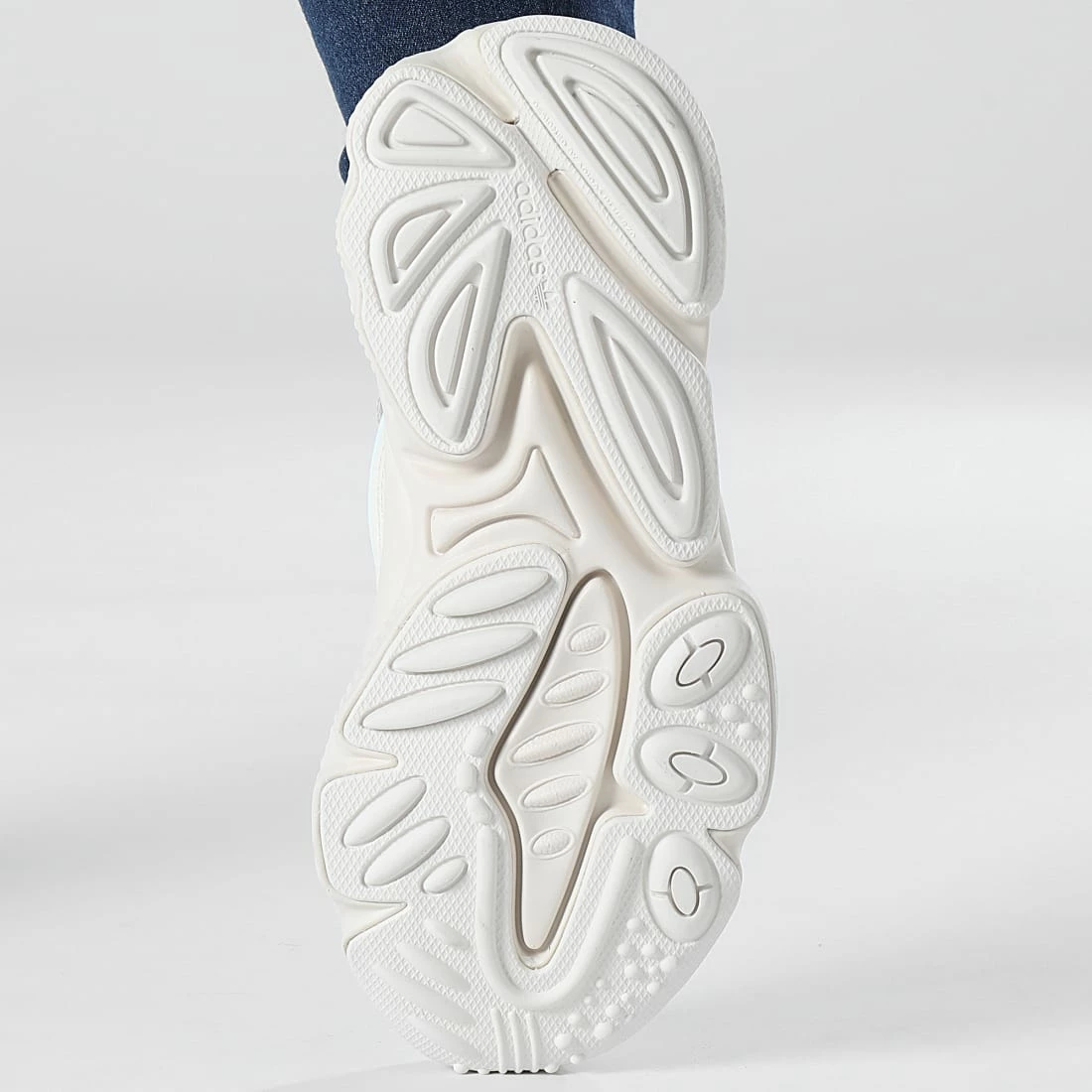 Meilleur prix ⭐ Baskets Femme Ozweego GW6803 Cloud White Blight Orange Aluminium Blue de Adidas Originals ⌛ 7 Meilleur prix ⭐ Baskets Femme Ozweego GW6803 Cloud White Blight Orange Aluminium Blue de Adidas Originals ⌛ – Image 5