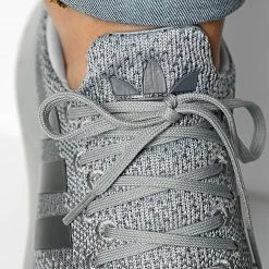Remise 🎉 Baskets Swift Run 22 GZ3502 Grey Three Grey Five de Adidas Originals 🔥 -Pas Cher adidas Magasin adidas 328633 GZ3502 20220727T145458 03